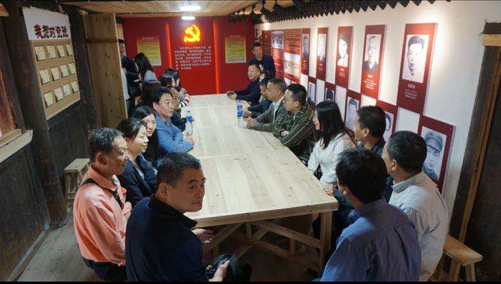 爱荆庄党小组会