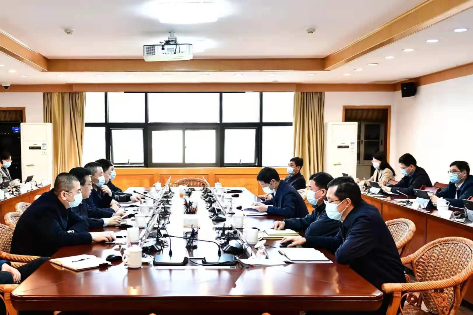 牢记嘱托感恩奋进向未来---福州市人民检察院开展习近平总书记来闽考察一周年专题学习研讨照片