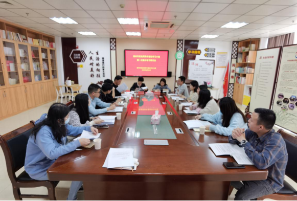 福州市民政局青年理论学习小组学习研讨会图片1