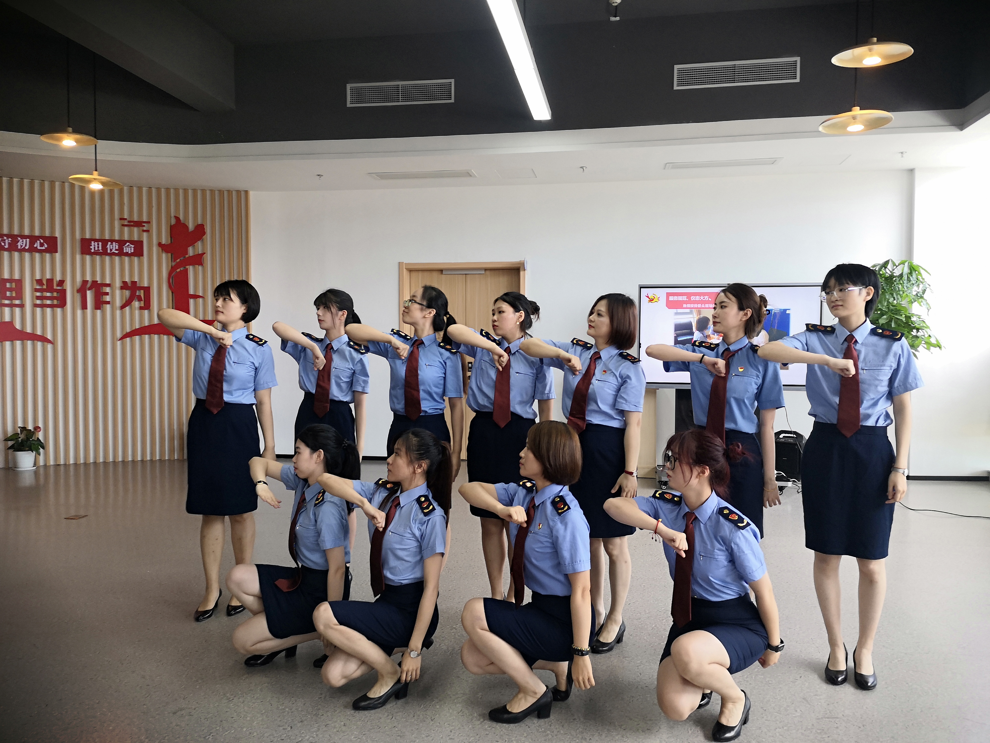 举行文艺汇演唱响“12315”之歌 - 复件(1)