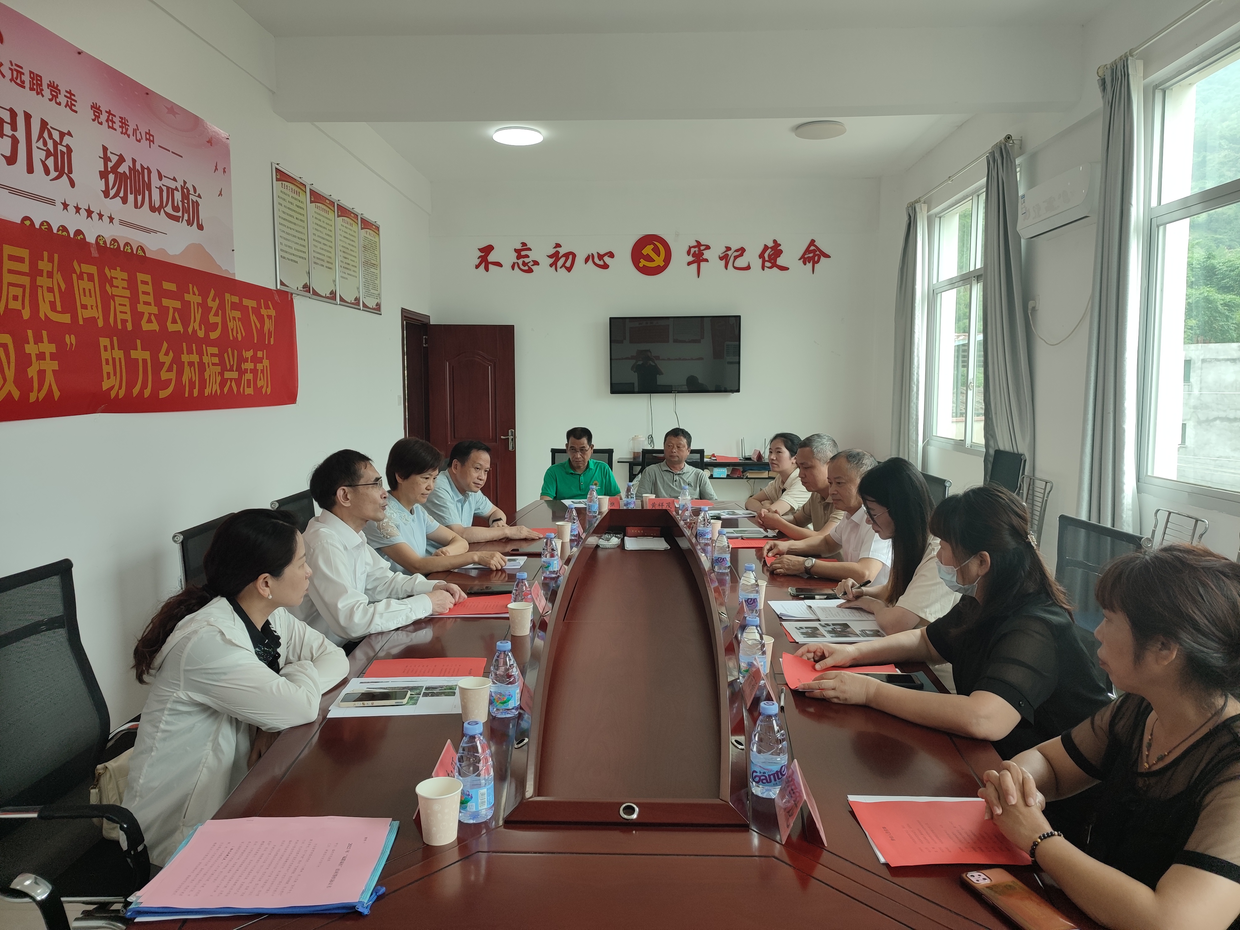 ebcc7fc2456a87b69ab25ec305743e2