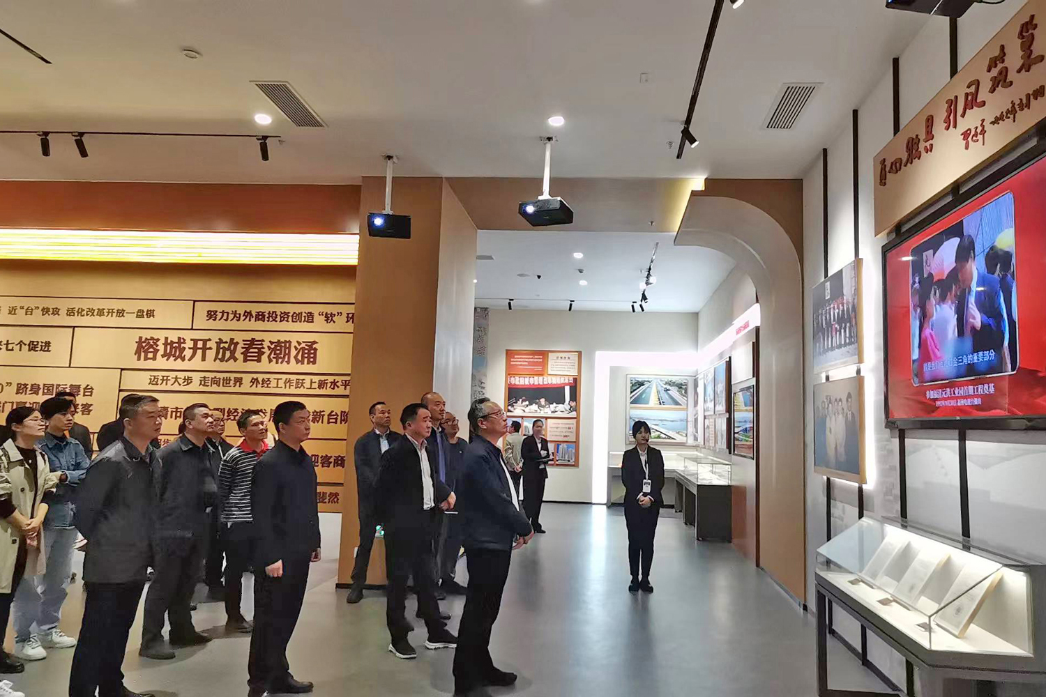 市市场监督管理局赴福清侨乡博物馆实地践学