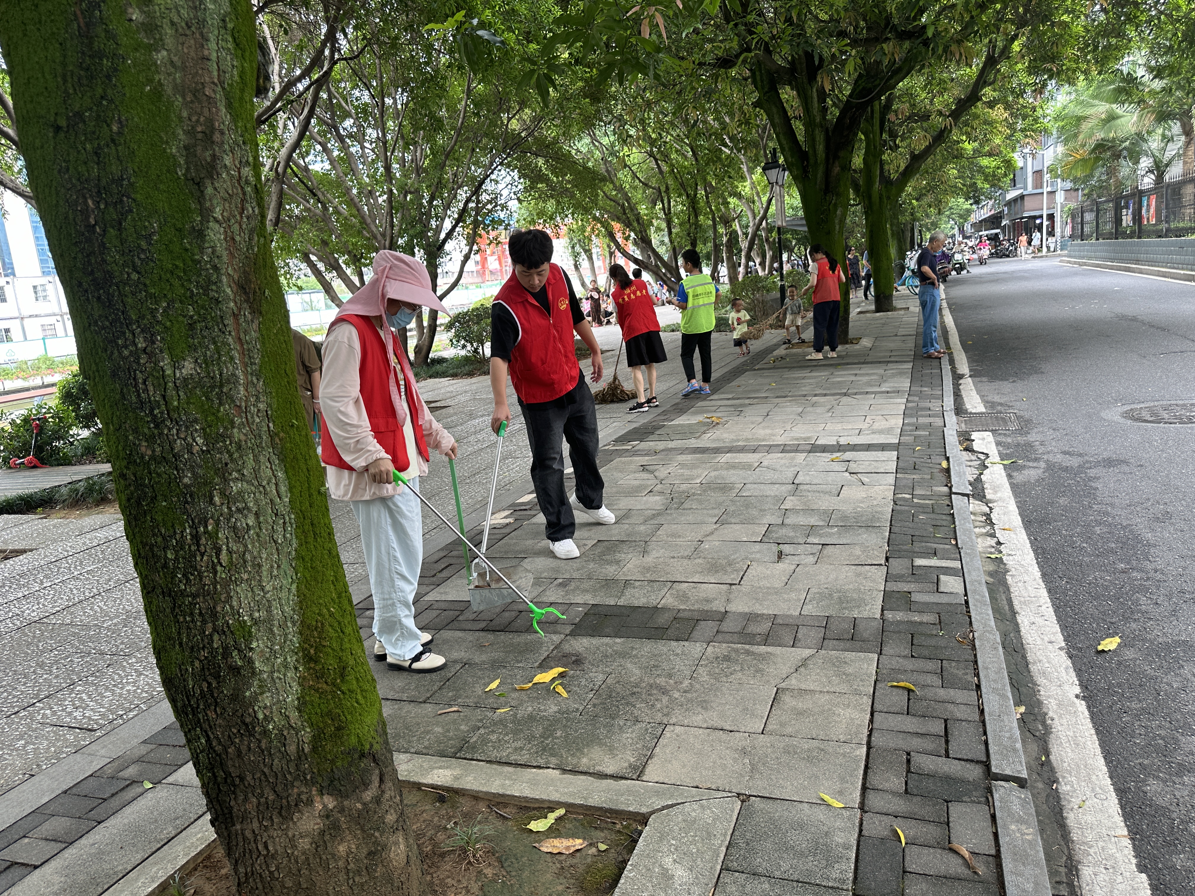市监测中心开展党的二十届三中全会精神宣讲进社区暨生态文明主题实践活动3
